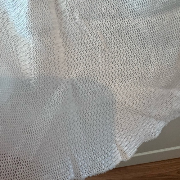 Cut Loose mesh women's top. - Picture 3 of 10